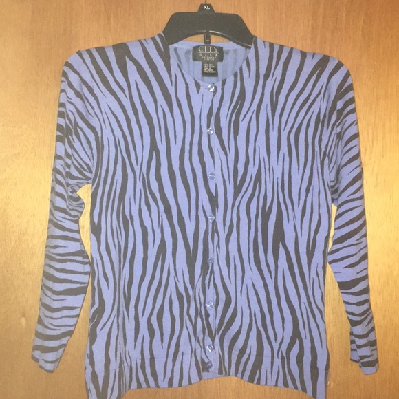 Ladies button up animal print top - Picture 1 of 4